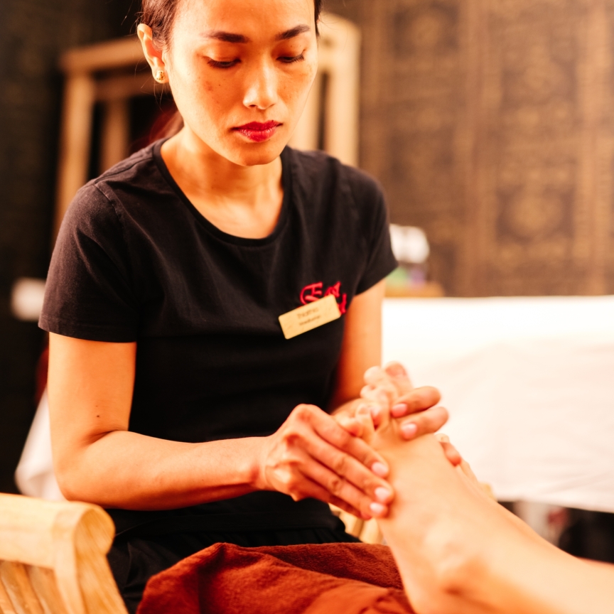 Tailandietiškas refleksinis kojų masažas